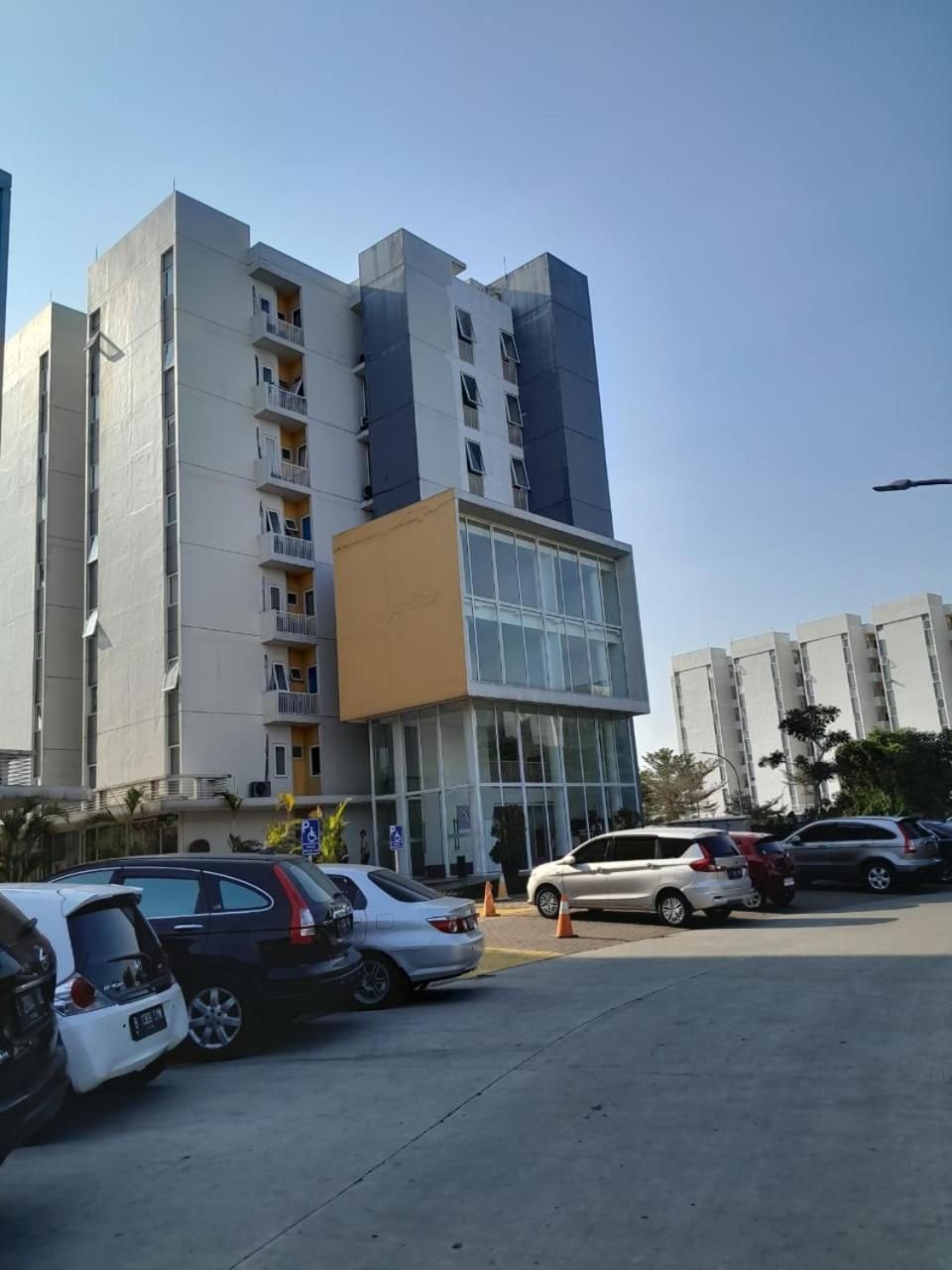 Dnd Room Aero Tangerang Buitenkant foto